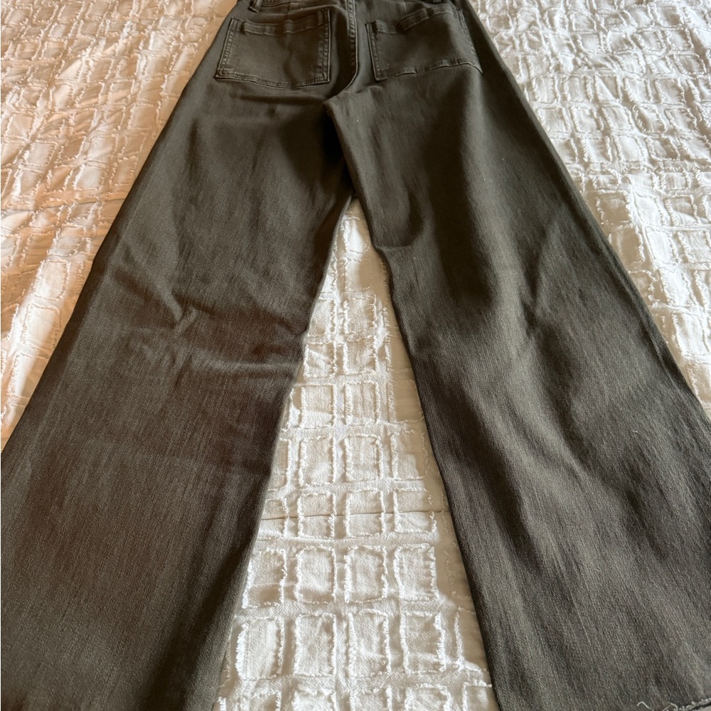 Miou Muse Women's Olive Cropped Jeans - Picture 4 of 4